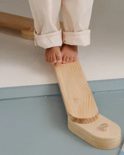 Acrobat Balance Beam