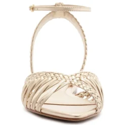 Agatha Flat in Golden