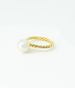 Akoya Pearl Gold Twisted Ring