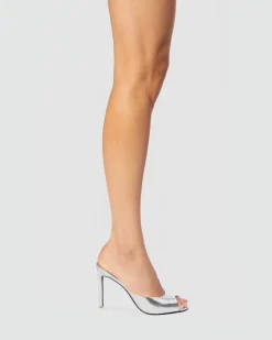 Alessia in Silver Metallic Leather