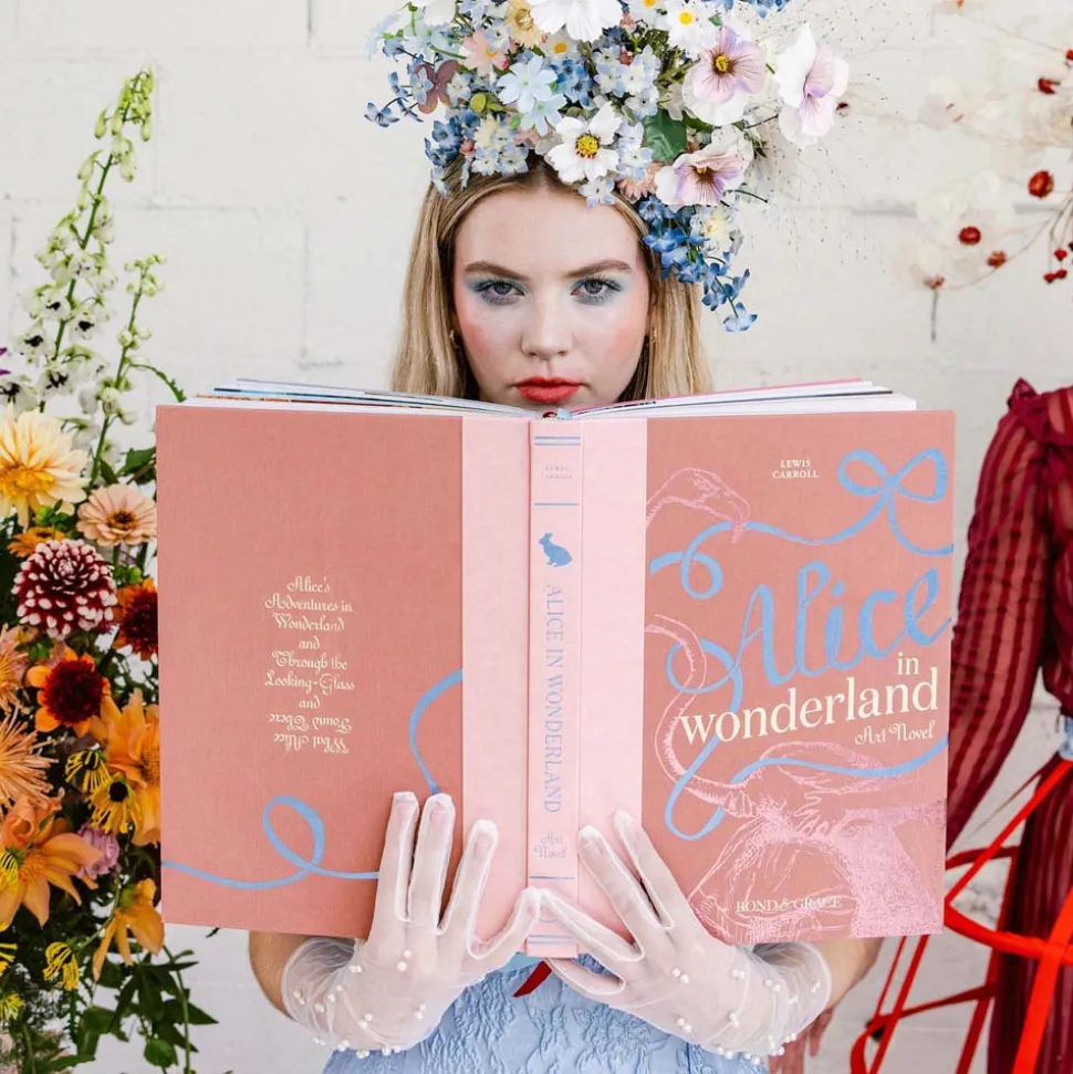 Alice in Wonderland Art Novel Collector’s Edition