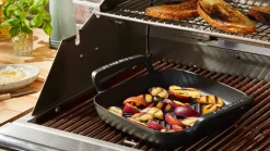 Alpine Outdoor Square Grill in Matte Black