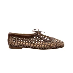 Amelia Brown Raffia