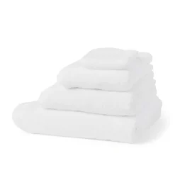 Amelia Scalloped Bath Towels