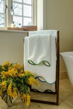 Amelia Scalloped Bath Towels