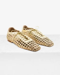 Antonia Flat in Leather