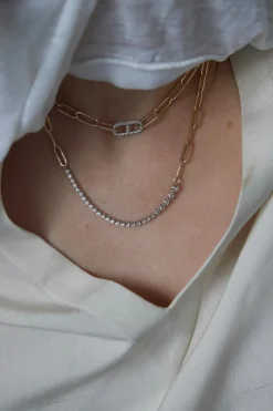 Ascending Diamonds Tennis Necklace on Rectangular Chain