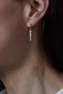 Ascending Diamonds Tennis Huggie