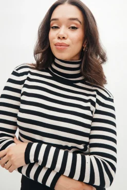 Avery Knit Turtleneck