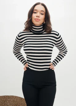 Avery Knit Turtleneck