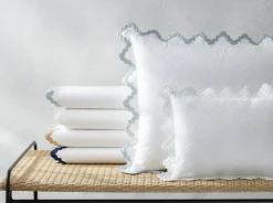 Aziza Matelassé Collection