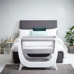 BÉABA by Shnuggle Convertible Air Bedside Sleeper Bassinet