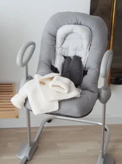 BÉABA Up & Down Height Adjustable Baby Rocker in Grey