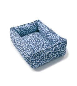 Backyard Bengal Medium Dog Bed