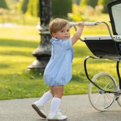 Banks Bubble in Charles Street Check