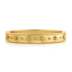 Berry Classic Hinged Bangle in Gold