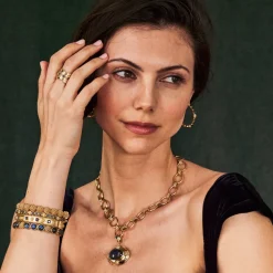 Berry Eternity Hinged Bangle in Gold