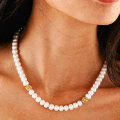 Berry Single Strand Necklace