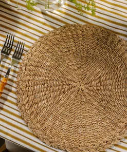 Braided Abaca Placemat in Natural