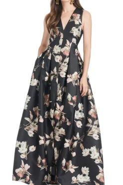 Brooke Gown in Black Venetia Petal