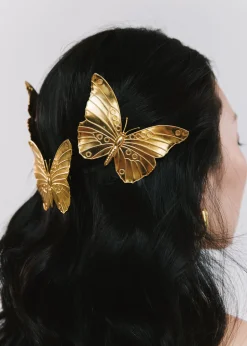 Caria Barrette in Gold