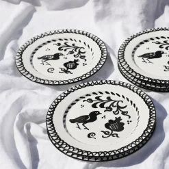Casa Blanca & Negra Dinner Plate with Traditional Designs