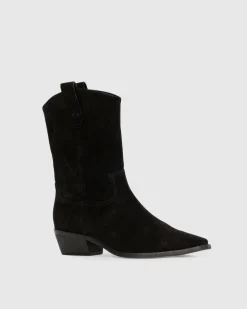 Casey 55 in Black Suede