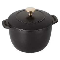 Cast Iron Petite French Oven, Dutch Oven, 1.5-quart, serves 2, Made in France, Matte Black
