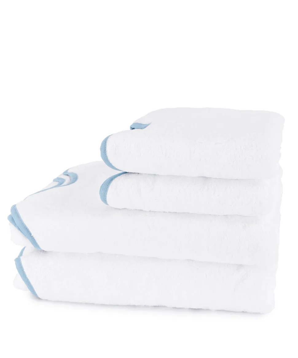 Classic Amelia Scalloped Bath Towel Bundle