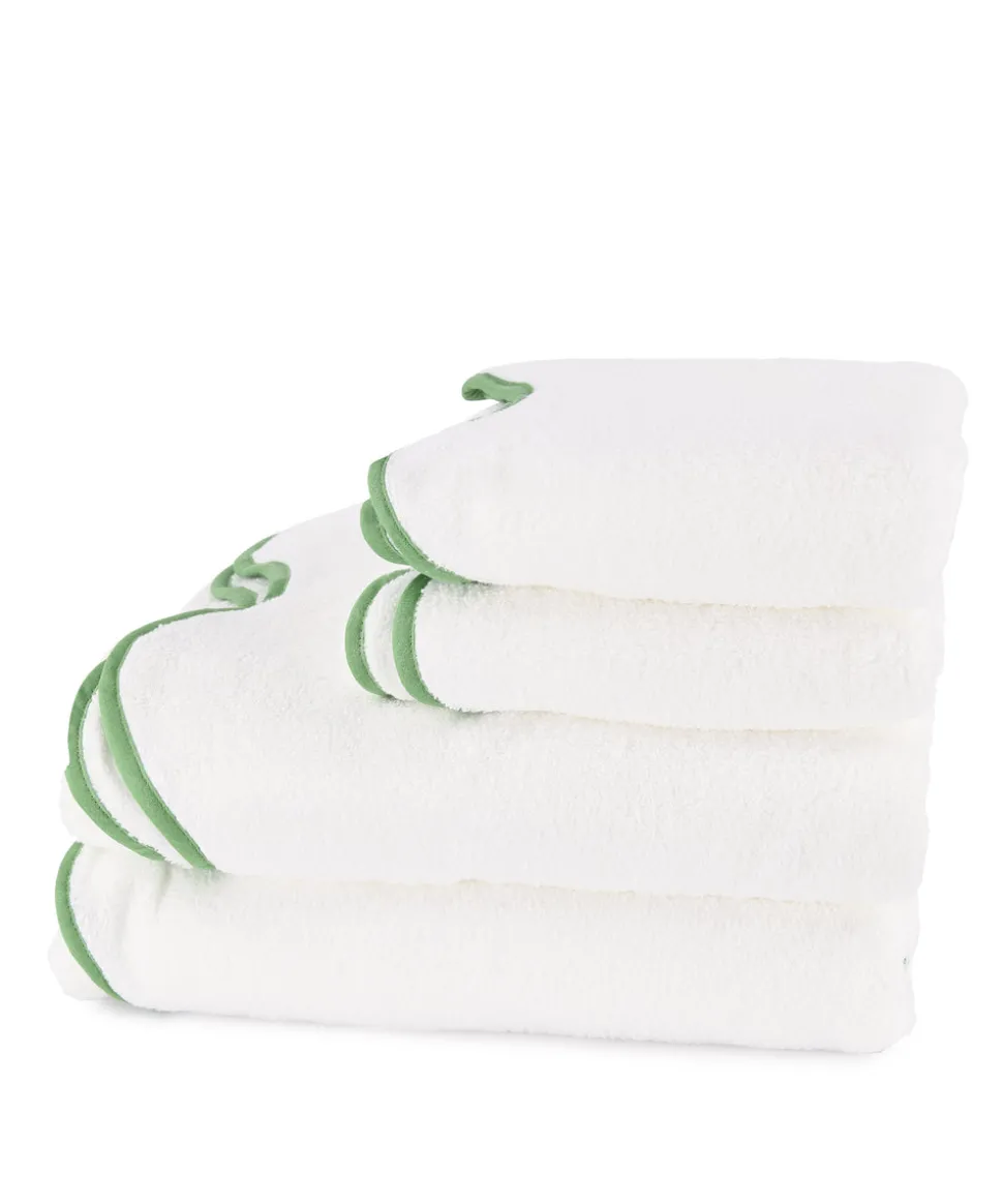 Classic Amelia Scalloped Bath Towel Bundle