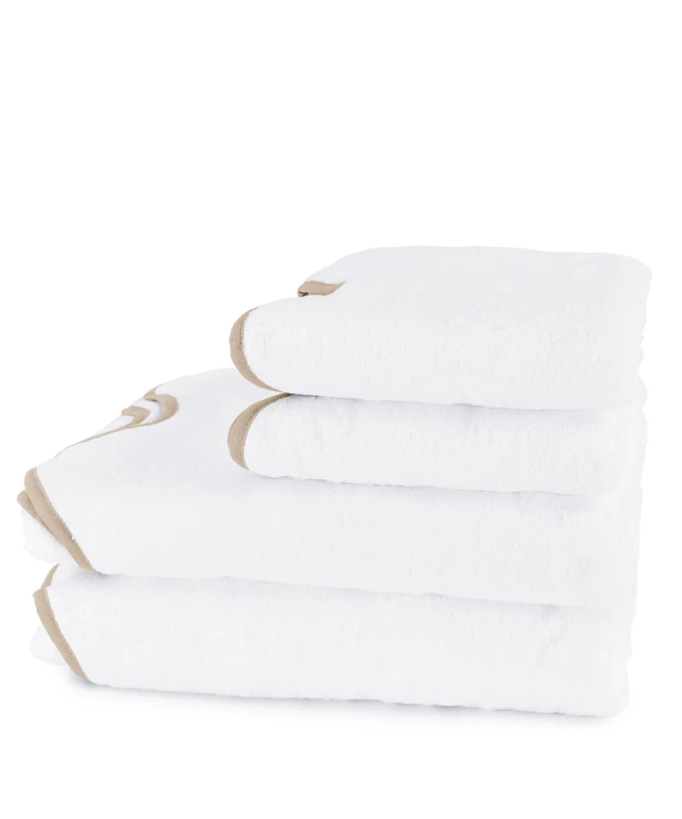 Classic Amelia Scalloped Bath Towel Bundle