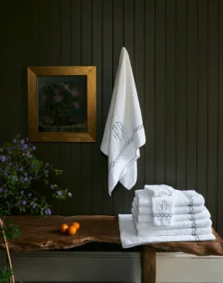 Classic Chain Bath Collection