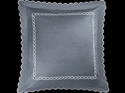 Classic Chain Scallop Matelassé Collection