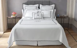 Classic Chain Scallop Matelassé Collection