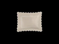 Classic Chain Scallop Matelassé Collection