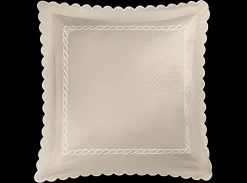 Classic Chain Scallop Matelassé Collection