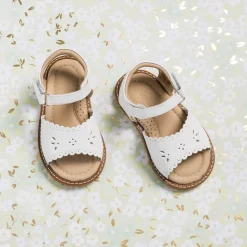 Classic Sandal with Scallop Toddler White