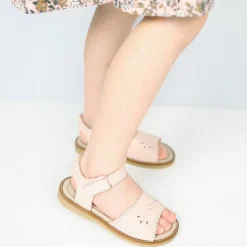 Classic Sandal with Scallop Pink