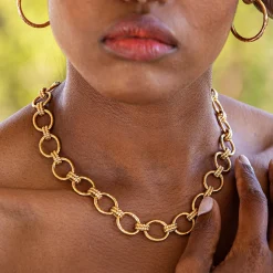 Cleopatra Grande Link Necklace in Hammered Gold