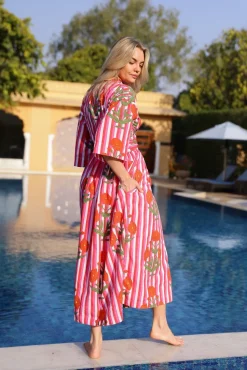 Como Floral Wrap Dress in Red & Pink