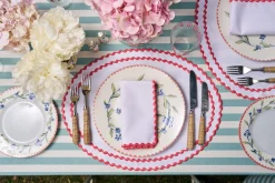 Cora Placemat And Napkin Set In Petal Pink