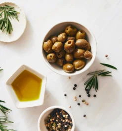 Coriander and Pink Pepper Green Olives