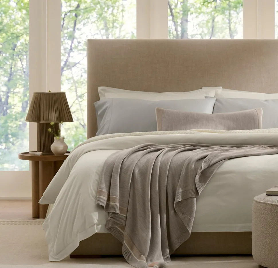 Court Knit Throw Blanket in Heathered Pewter