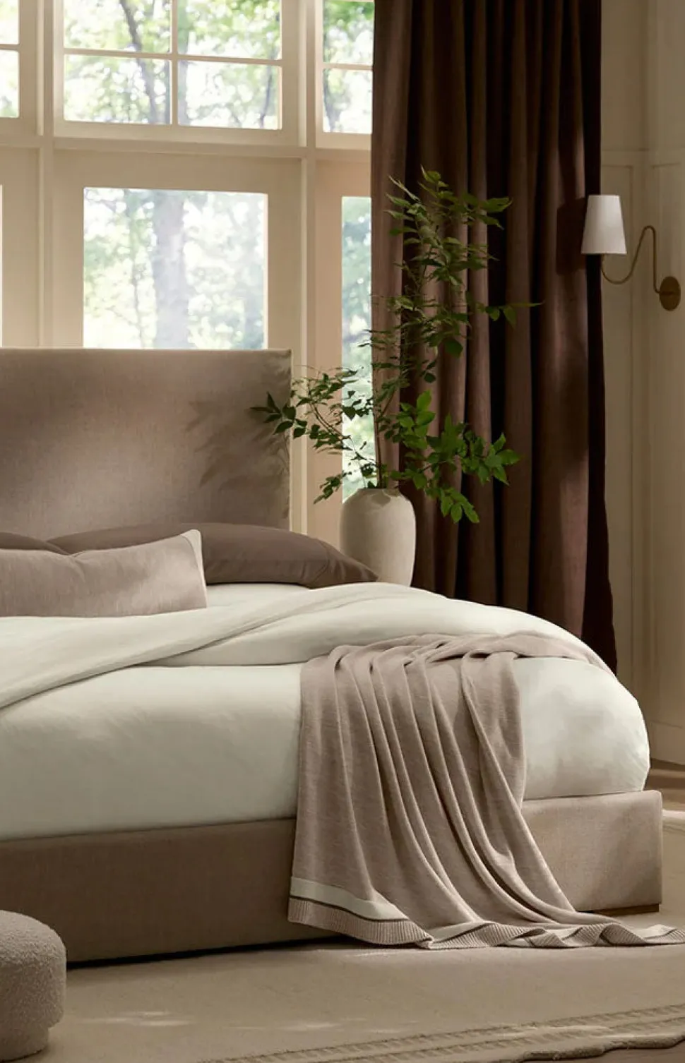 Court Knit Throw Blanket in Heathered Oatmeal