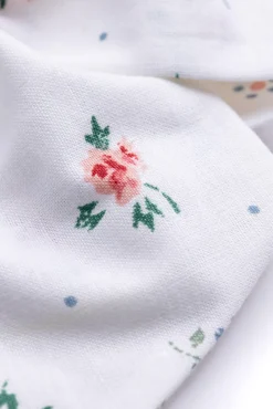 Daisy Meadow Bow in White