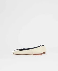 Dance Ballerina in Jasmine/Midnight