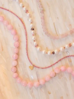Dani Necklace in Pale Pink