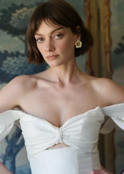 Deb Earrings in Champagne