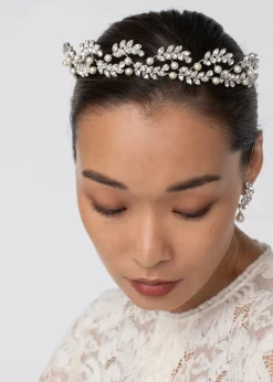 Delilah Tiara in Crystal