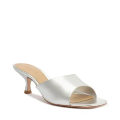 Dethalia Leather Sandal